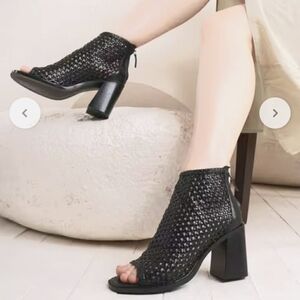 SAINT G Anna Black Hand Woven Leather Open Toe Block Heels Shoes Y2K Cottagecore